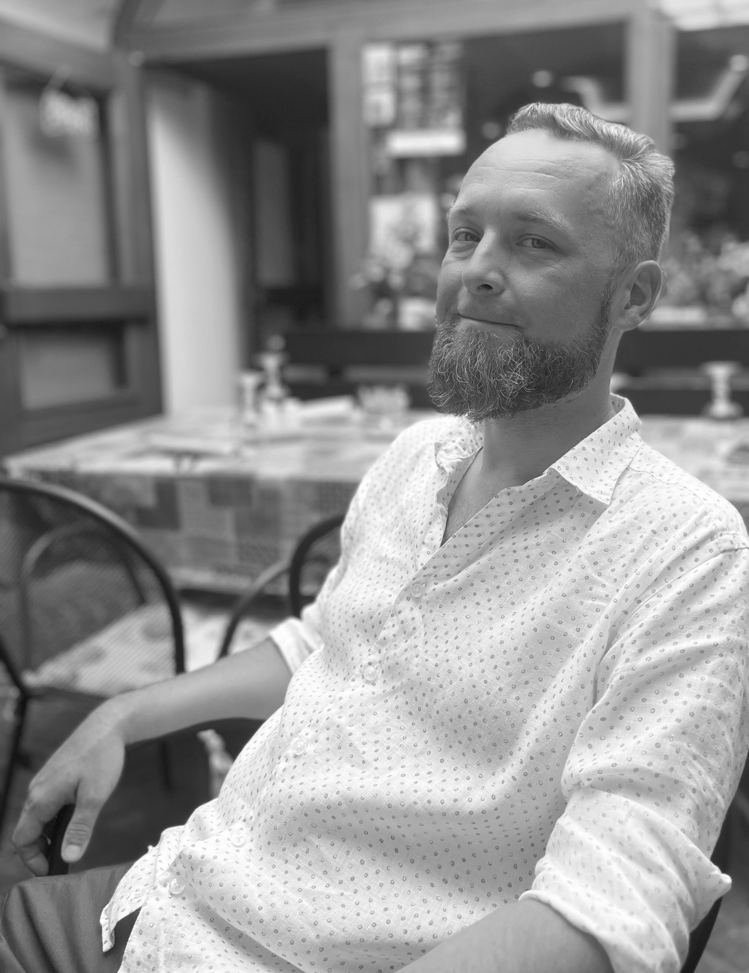 Patryk Kowalik psychoterapeuta Wrocław